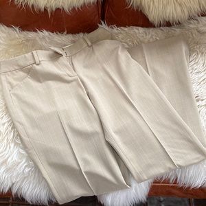 EUC TAHARI pants